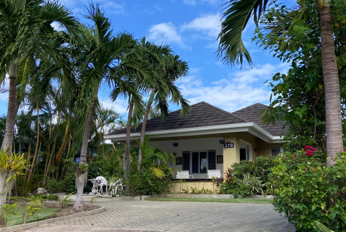 First image of Richmond Esta - The Palms in Laughlands, St. Ann, Jamaica - property is For Rent