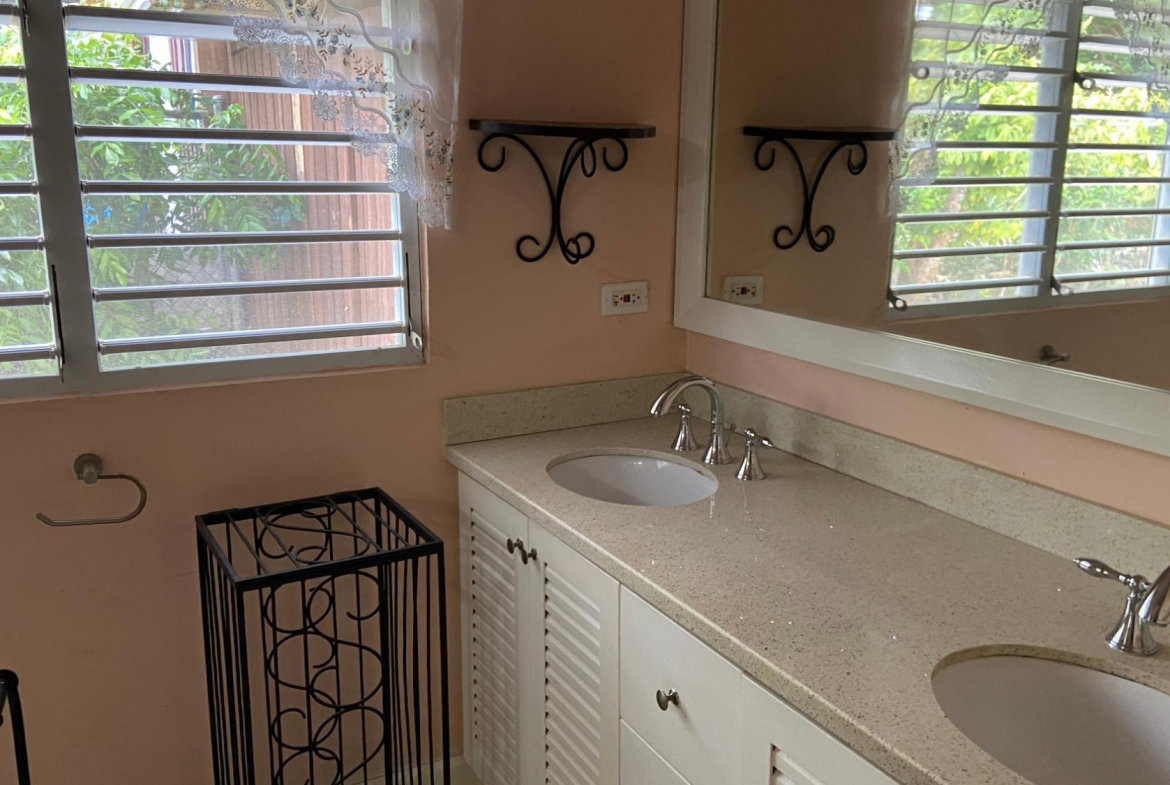 Seventeenth image of Richmond Esta - The Palms in Laughlands, St. Ann, Jamaica - property is For Rent