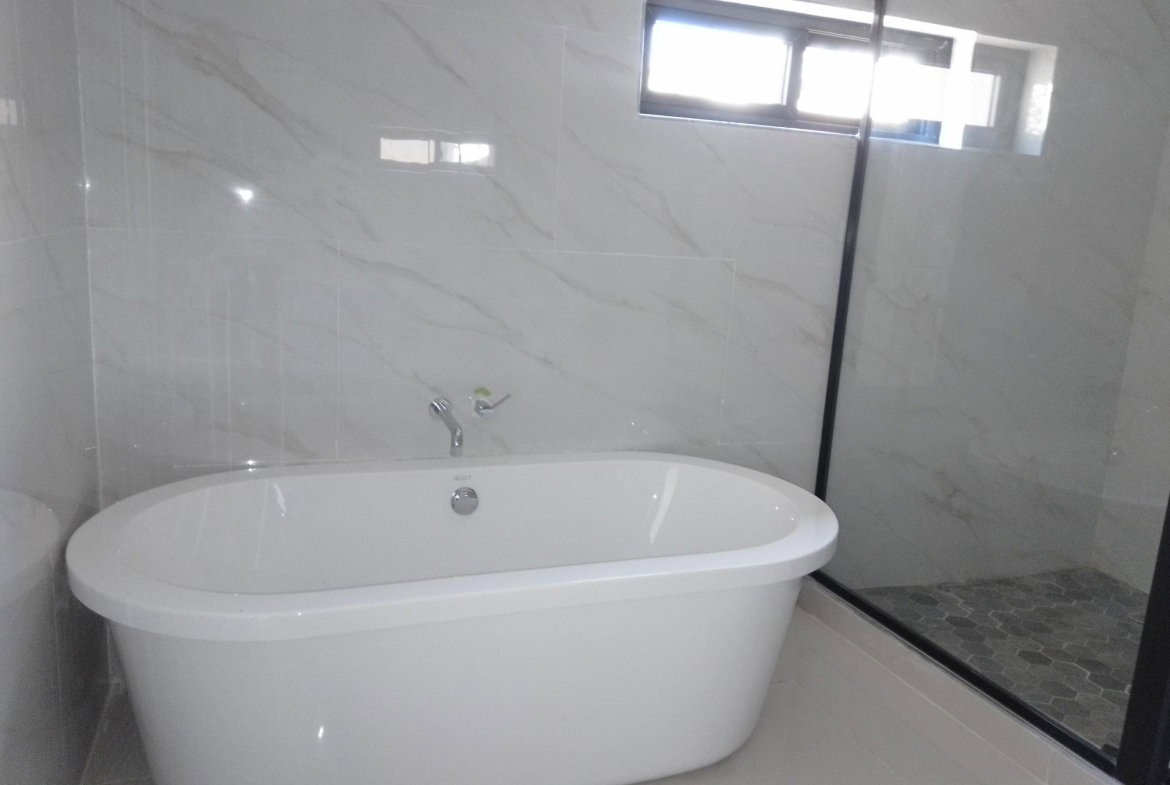 Seventh image of 63- Ocho Rios Country Club in Ocho Rios, St. Ann, Jamaica - property is For Rent