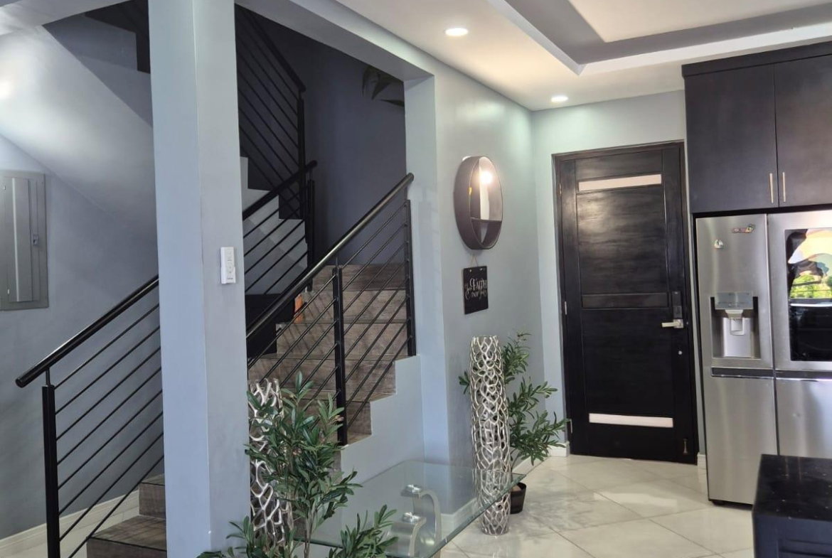 Twenty-First image of 8-6 Winston Avenue in Kingston 6, St. Andrew, Jamaica - property is For Rent