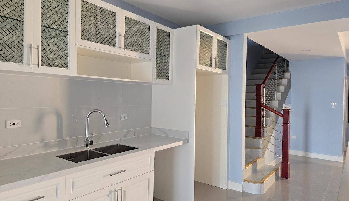 Eighth image of 11- Hummingbird, Falmouth Tre in Falmouth, Trelawny, Jamaica - property is For Rent