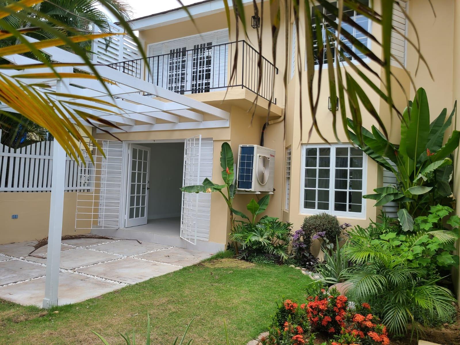 First image of 3 Pearl Way in Kingston 6, St. Andrew, Jamaica - property is For Rent