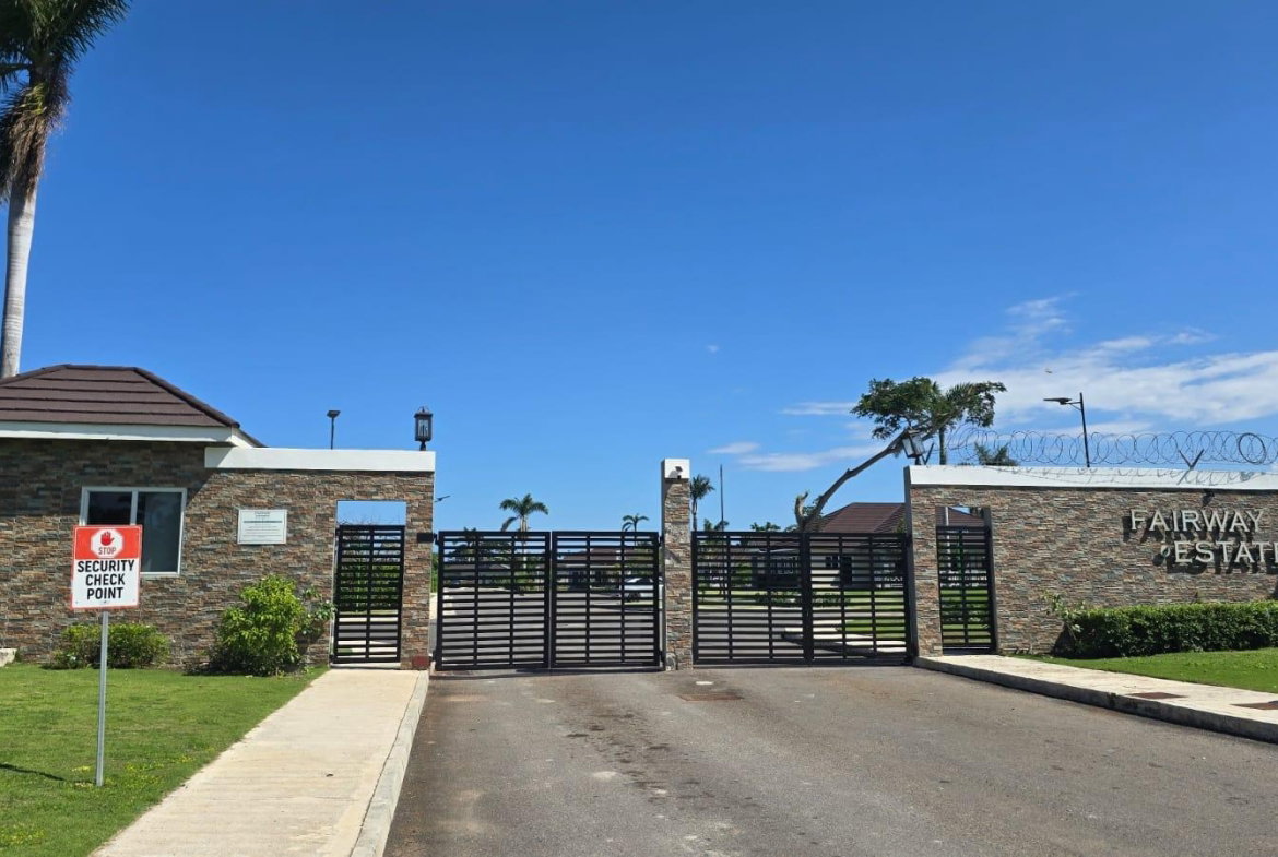 Second image of 25 Fairway Estate, Draxhall in Drax Hall Estate, St. Ann, Jamaica - property is For Rent