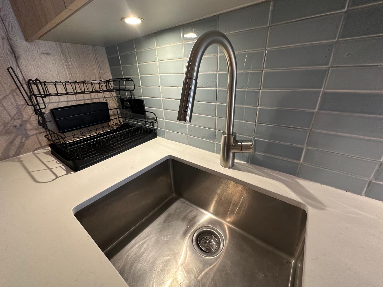 Fourteenth image of 1009-2-4 King Street in KINGSTON, Kingston, Jamaica - property is For Rent