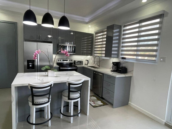 First image of 18-15 Seaview Avenue in Kingston 6, St. Andrew, Jamaica - property is For Rent