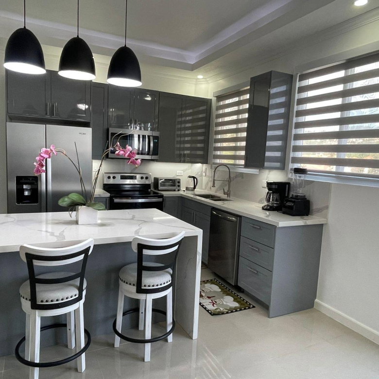 First image of 18-15 Seaview Avenue in Kingston 6, St. Andrew, Jamaica - property is For Rent