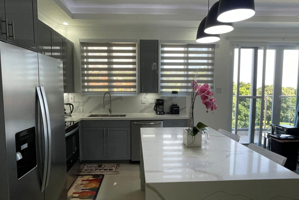 Ninth image of 18-15 Seaview Avenue in Kingston 6, St. Andrew, Jamaica - property is For Rent