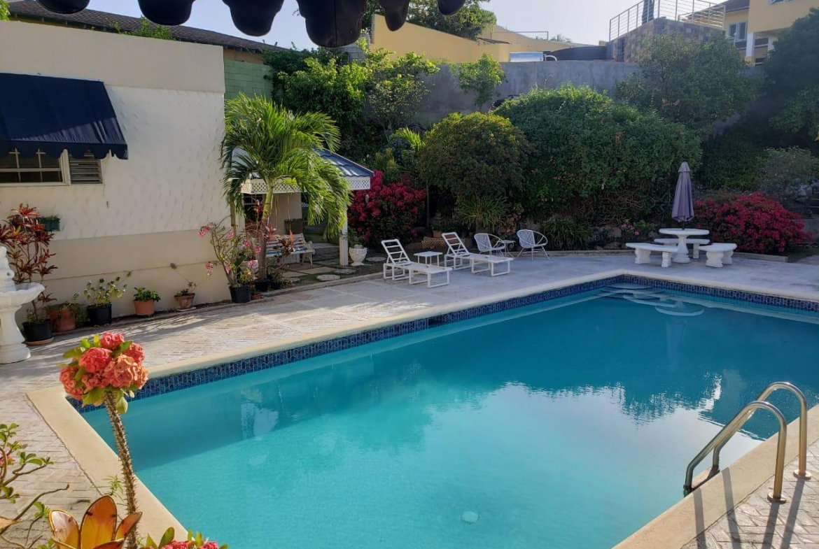 Eleventh image of Blythwood Drive in Kingston 6, St. Andrew, Jamaica - property is For Rent