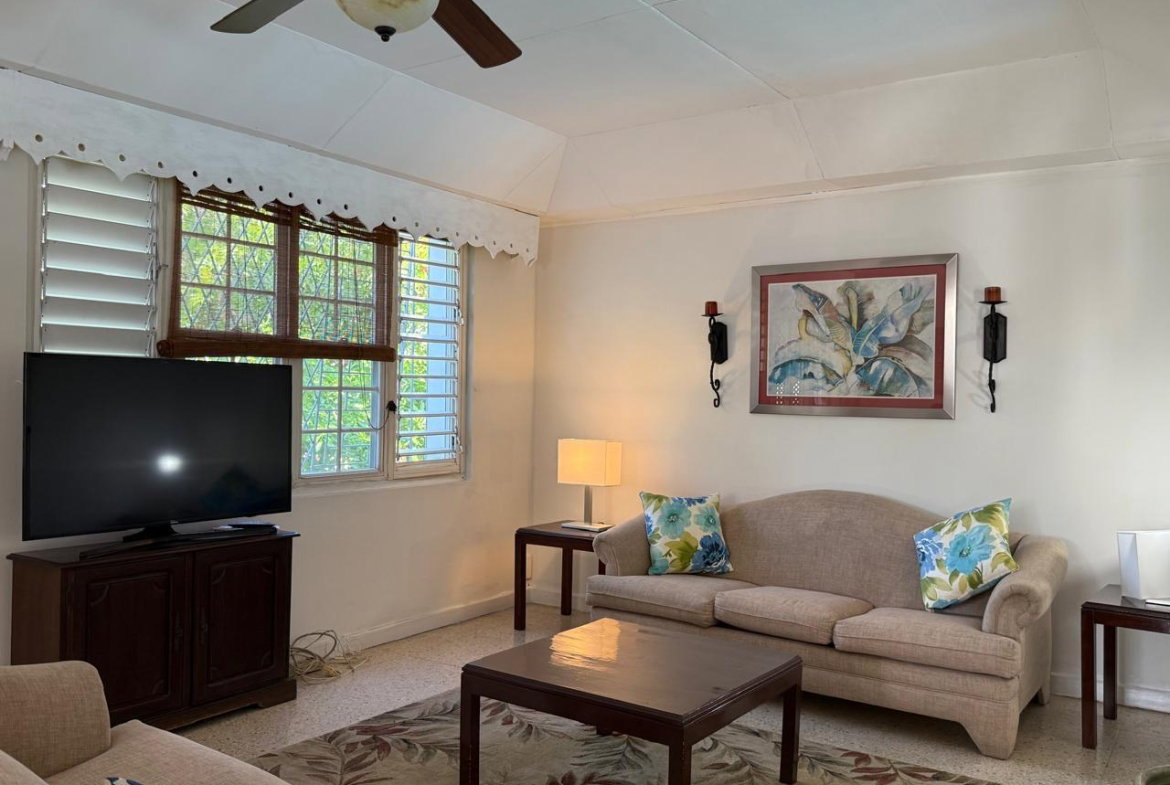 Seventh image of Blythwood Drive in Kingston 6, St. Andrew, Jamaica - property is For Rent