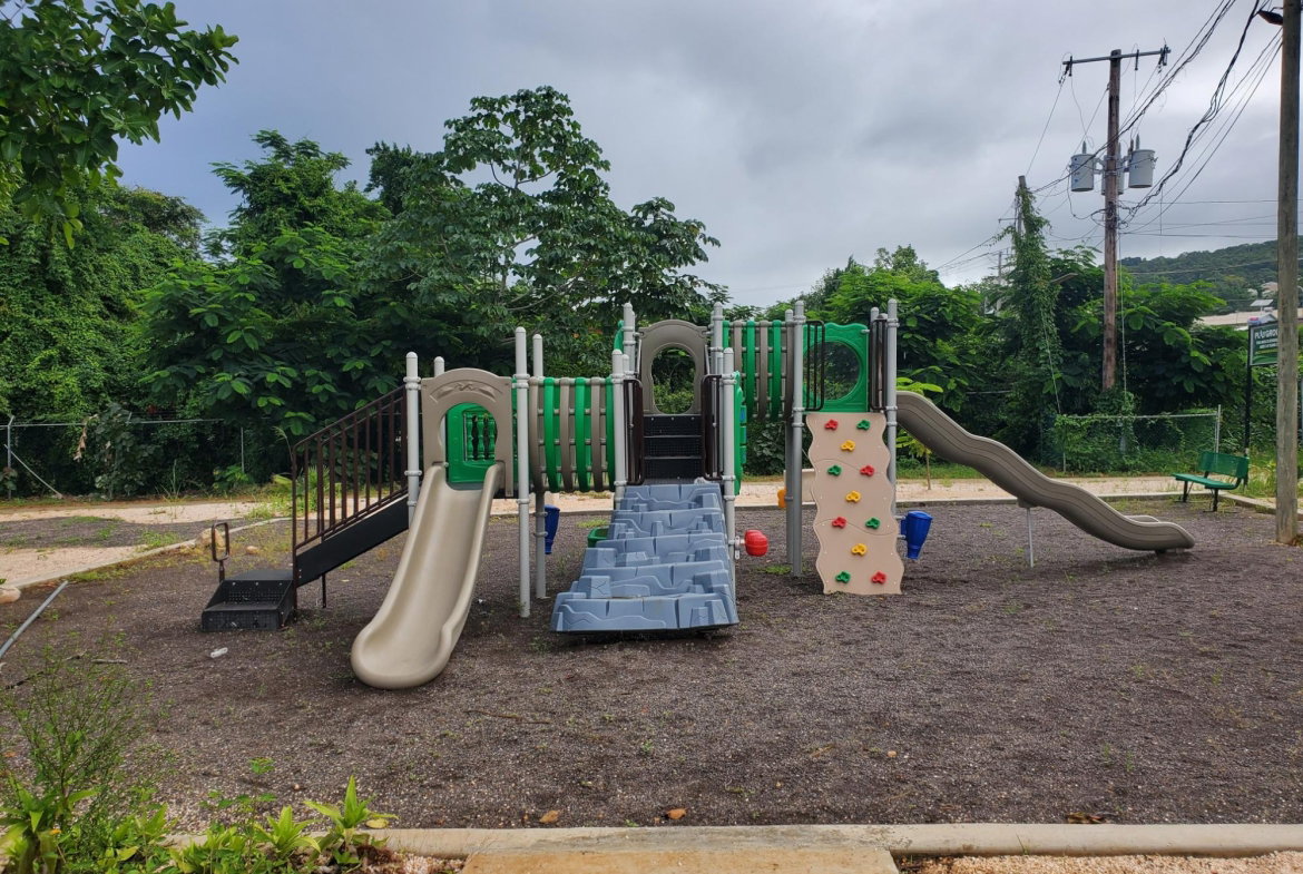 Seventeenth image of 10- Camelot Boulevard in Discovery Bay, St. Ann, Jamaica - property is For Rent