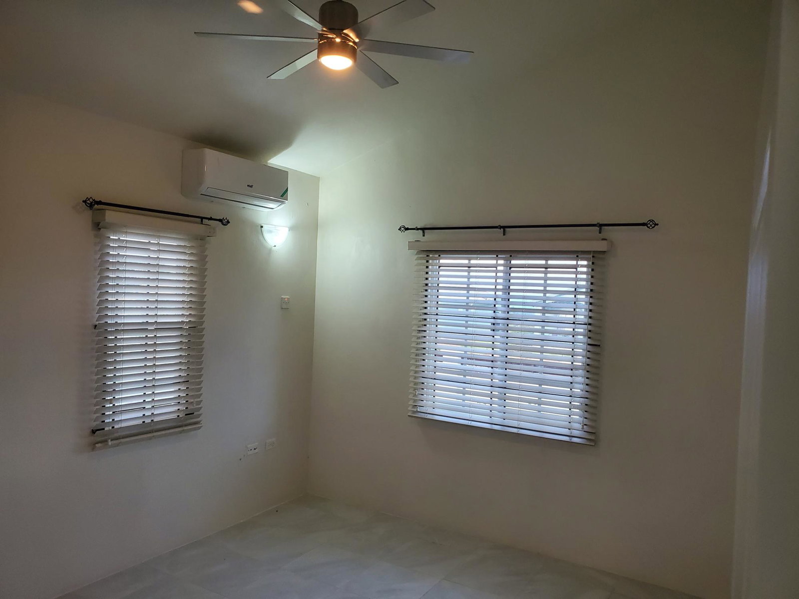 Move-In-Ready-3BR-House-for-Rent-in-St.-Ann-Jamaica-–-Near-Puerto-Seco-Beach Ninth image of 10- Camelot Boulevard in Discovery Bay, St. Ann, Jamaica - property is For Rent