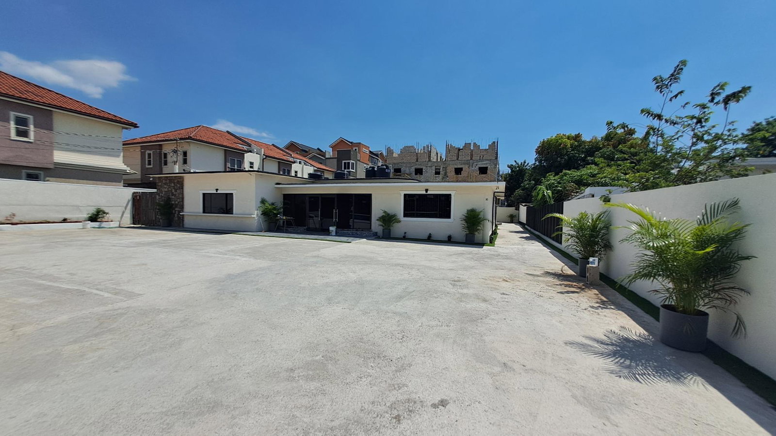 Newly-Renovated-Apartment-for-Rent-in-Kingston-St.-Andrew-3-16-Edinburgh-Ave Second image of 3-16 Edinburgh Avenue in Kingston 10, St. Andrew, Jamaica - property is For Rent