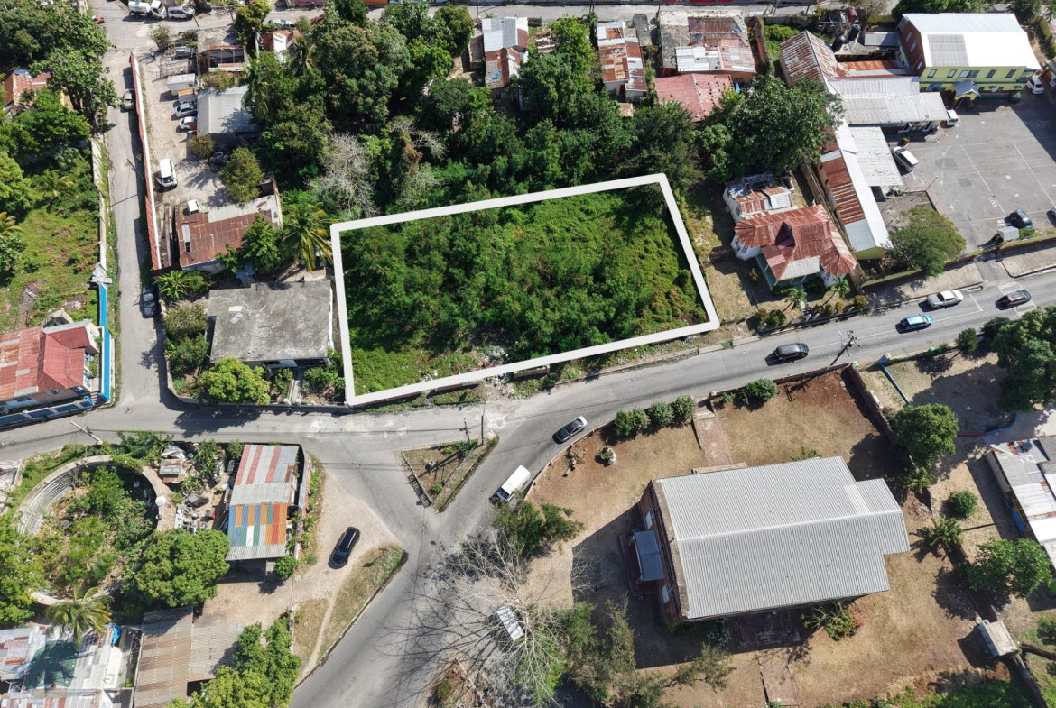 Seventh image of Martin Street in Spanish Town, St. Catherine, Jamaica - property is For Sale