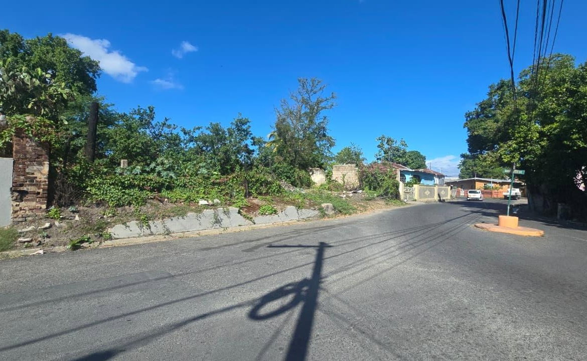 Ninth image of Martin Street in Spanish Town, St. Catherine, Jamaica - property is For Sale