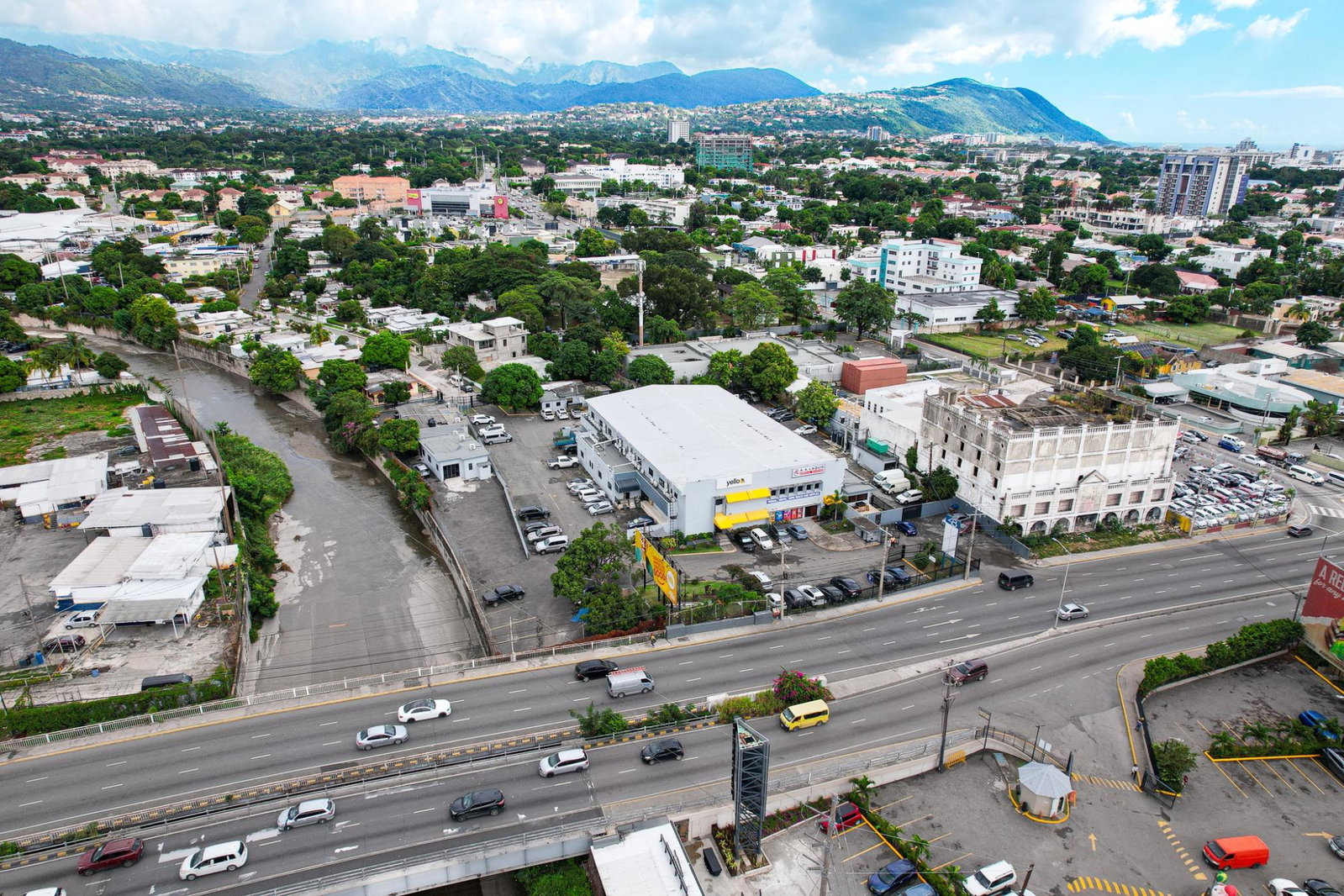 Fourth image of 48 Constant Spring Road in Kingston 10, St. Andrew, Jamaica - property is For Rent