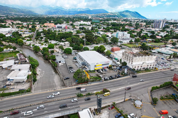 Fourth image of 48 Constant Spring Road in Kingston 10, St. Andrew, Jamaica - property is For Rent