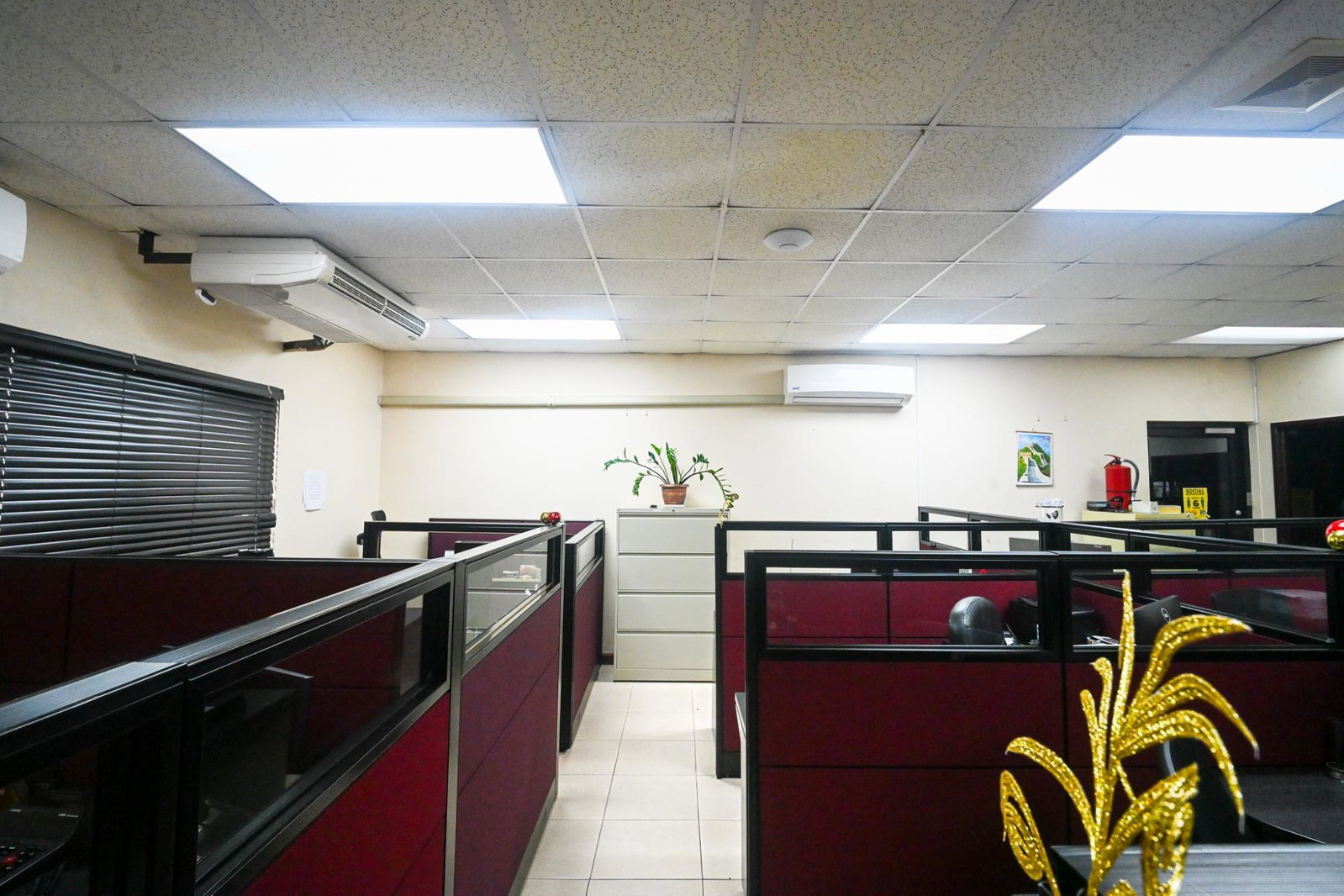 Seventh image of 48 Constant Spring Road in Kingston 10, St. Andrew, Jamaica - property is For Rent