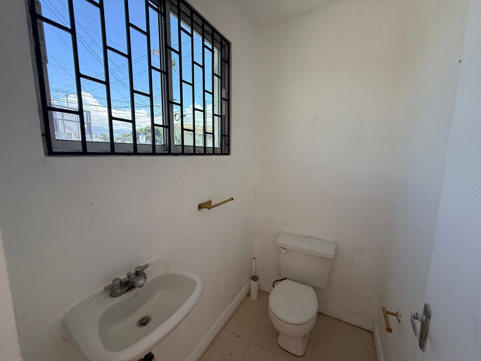 Prime-Kingston-5-Office-Space-for-Rent-Lady-Musgrave-Road-St.-Andrew Fourth image of 3-7 Lady Musgrave Road in Kingston 5, St. Andrew, Jamaica - property is For Rent