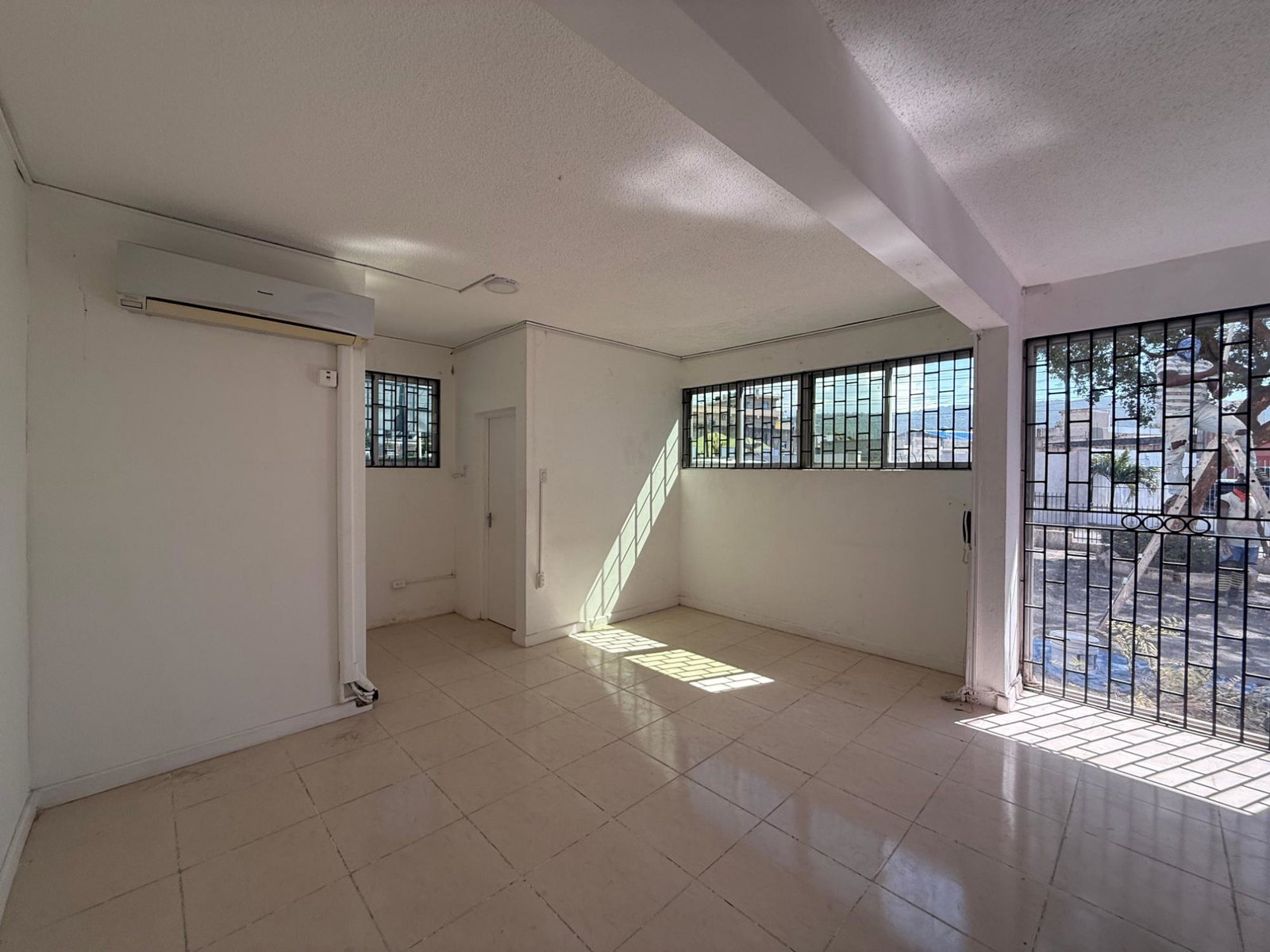 Prime-Kingston-5-Office-Space-for-Rent-Lady-Musgrave-Road-St.-Andrew Fifth image of 3-7 Lady Musgrave Road in Kingston 5, St. Andrew, Jamaica - property is For Rent