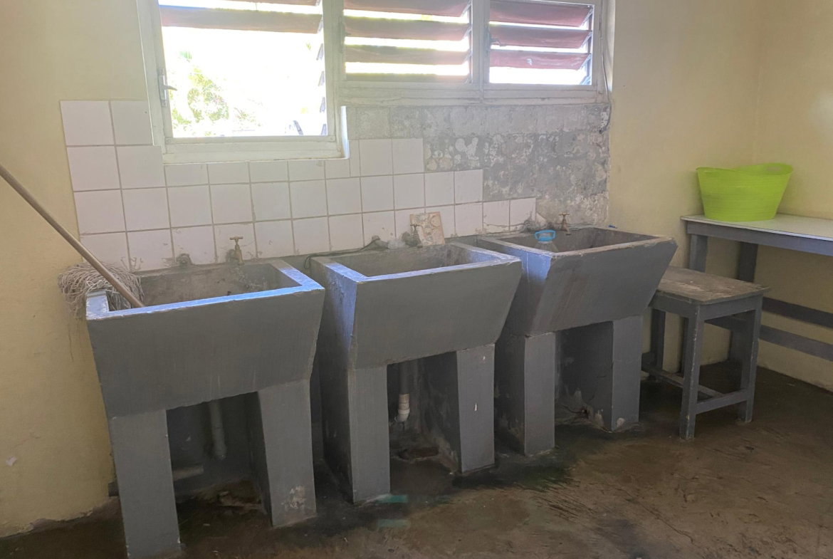 Fourth image of 10-60 Hope Road in Kingston 6, St. Andrew, Jamaica - property is For Rent