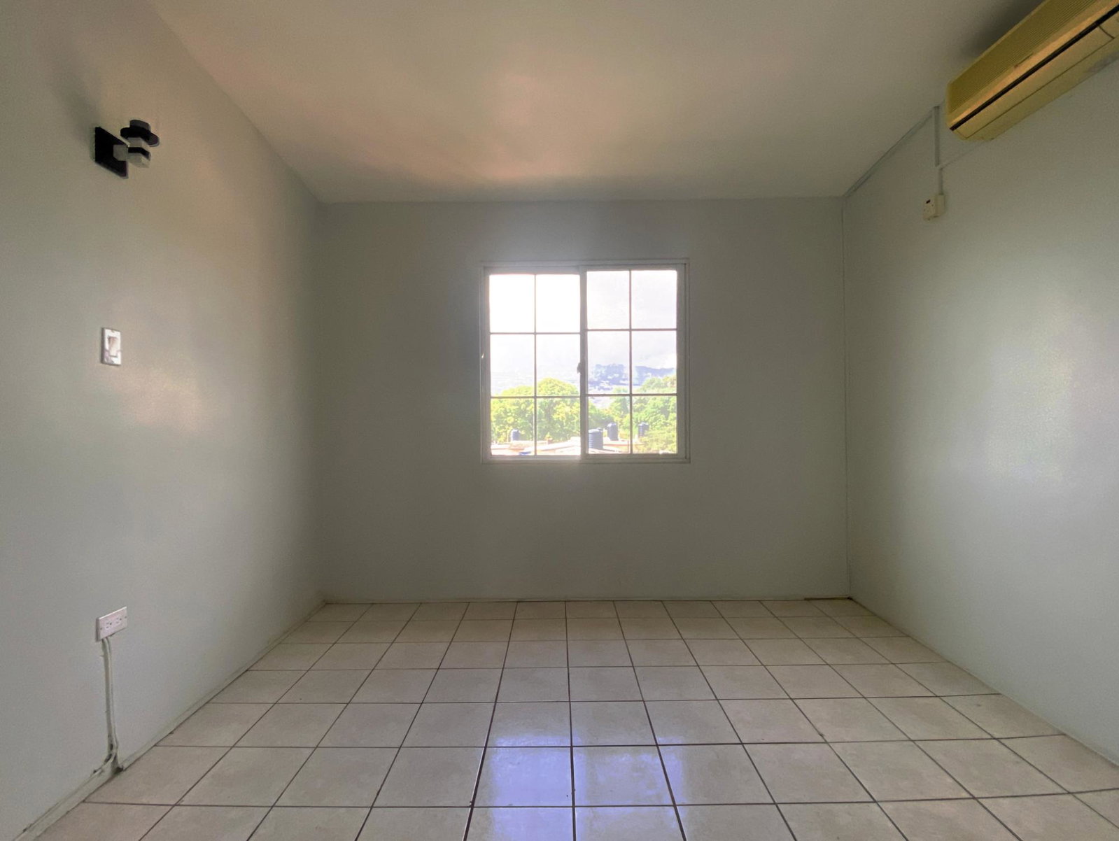 Tenth image of 332- Dunrobin Acres Phase 1 in Kingston 10, St. Andrew, Jamaica - property is For Rent