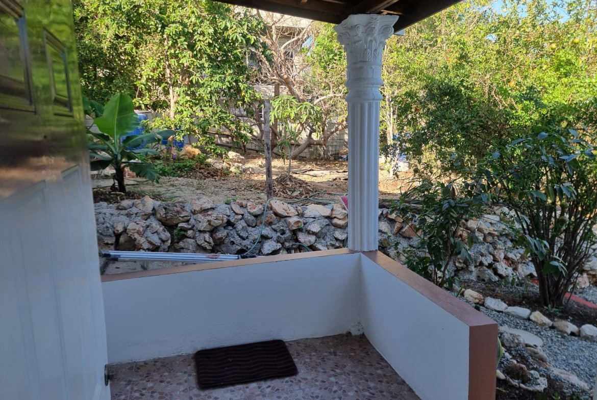 Seventh image of 269 Upper Fort, Hellshire St. in HELLSHIRE HILLS, St. Catherine, Jamaica - property is For Rent