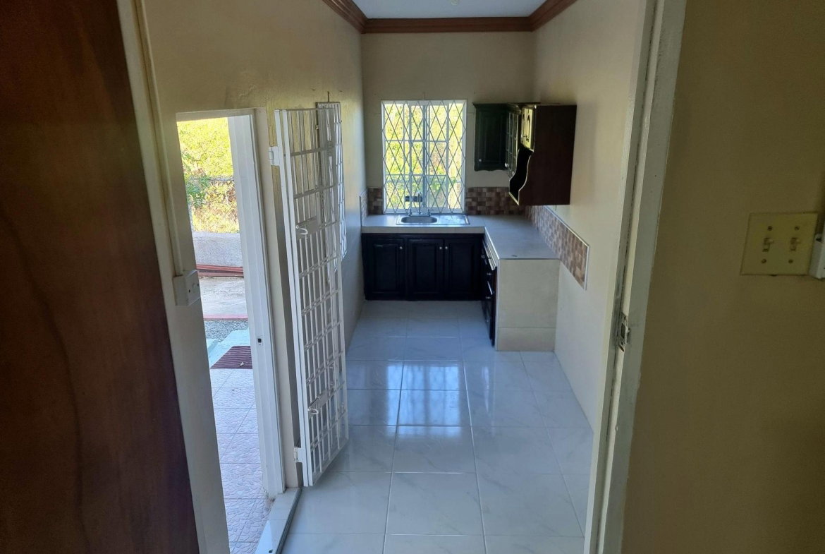 Ninth image of 269 Upper Fort, Hellshire St. in HELLSHIRE HILLS, St. Catherine, Jamaica - property is For Rent