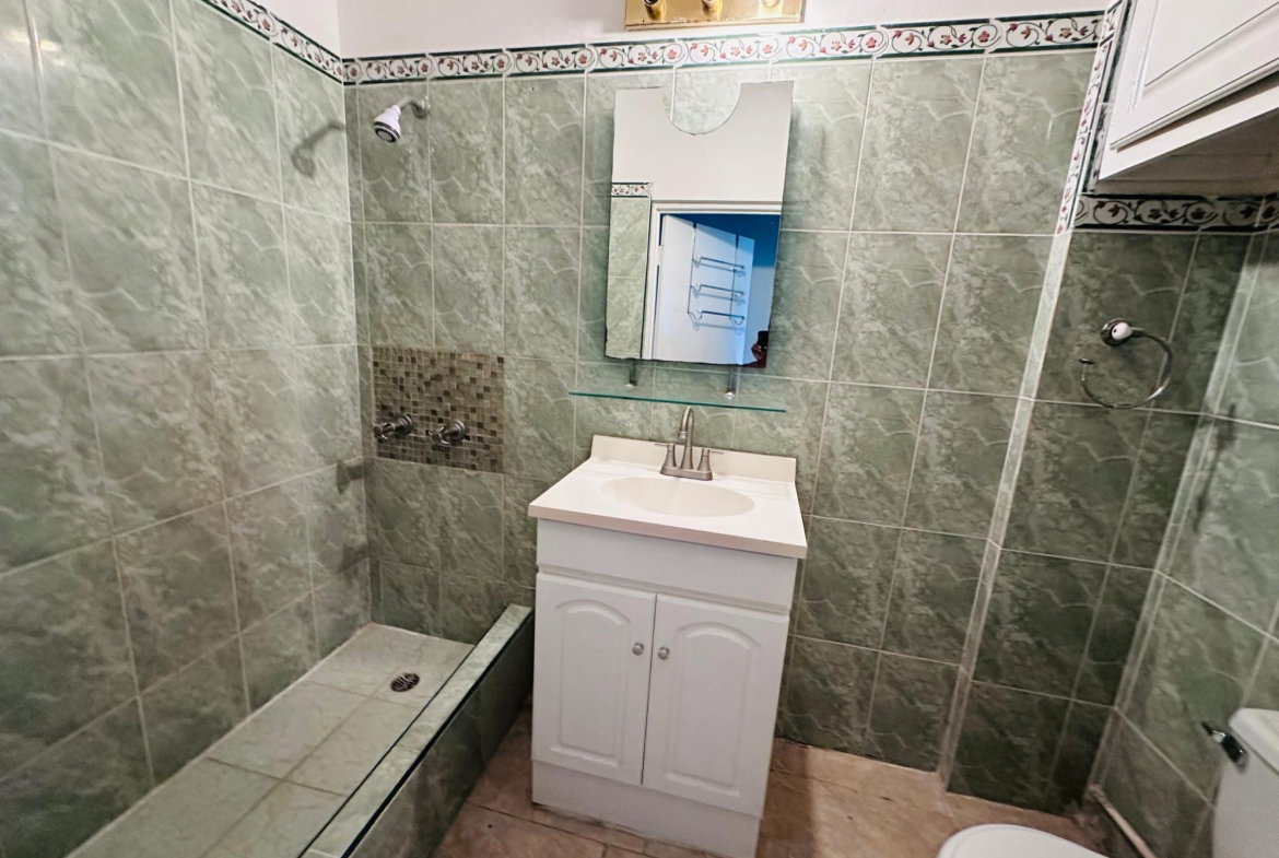 Thirteenth image of 15-3 Border Avenue in Kingston 19, St. Andrew, Jamaica - property is For Rent