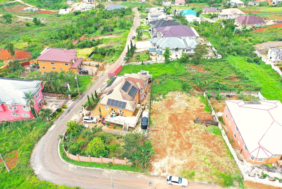 First image of 20 Glencoe, Orange Close, sp in Spaldings, Clarendon, Jamaica - property is For Sale