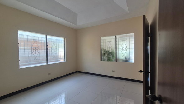 Thirteenth image of Killarney Avenue, Patrick in Kingston 20, St. Andrew, Jamaica - property is For Rent