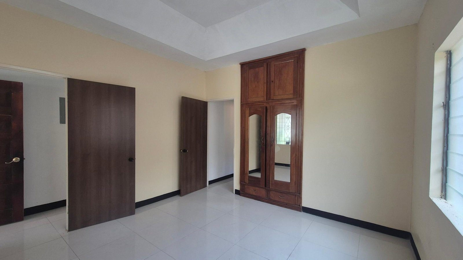 Sixteenth image of Killarney Avenue, Patrick in Kingston 20, St. Andrew, Jamaica - property is For Rent