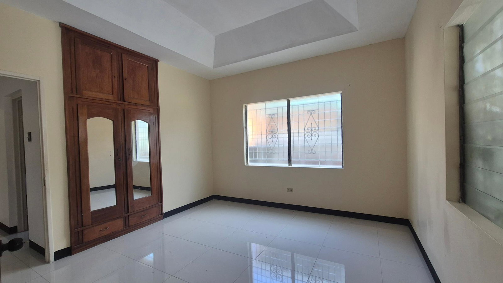 Sixth image of Killarney Avenue, Patrick in Kingston 20, St. Andrew, Jamaica - property is For Rent