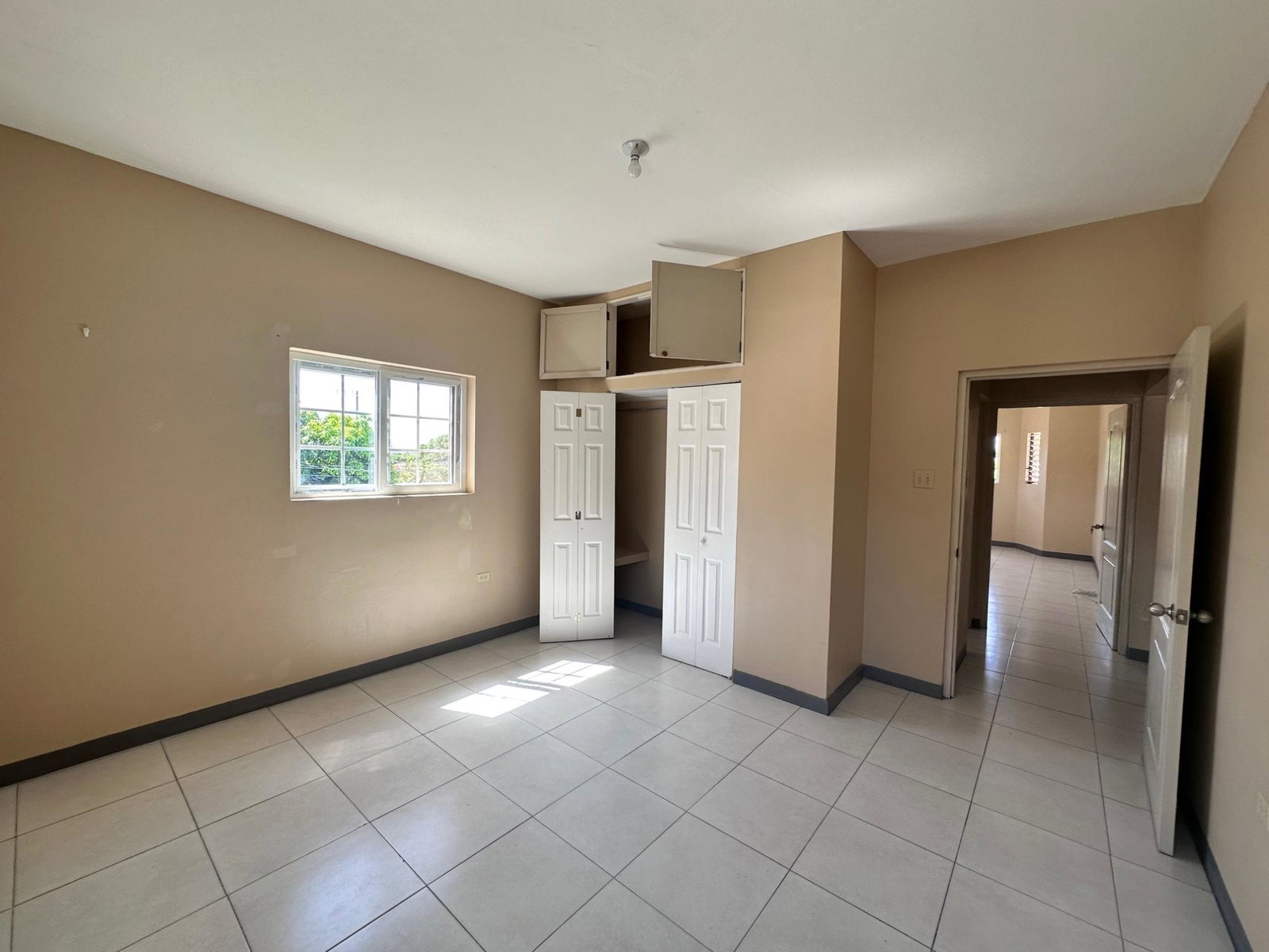 Fourth image of 4-10 Fairbourne Road in Kingston 2, Kingston, Jamaica - property is For Rent