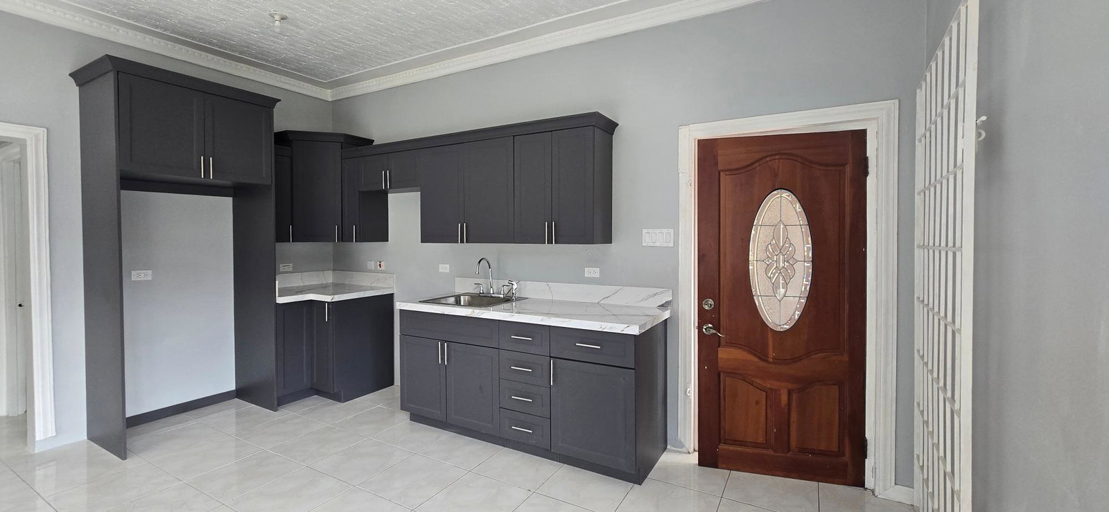 Fifth image of Grovesnor Terrace in Kingston 8, St. Andrew, Jamaica - property is For Rent