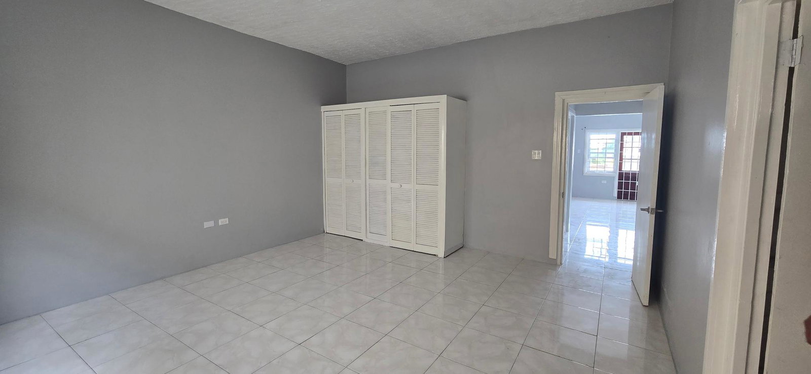 Seventh image of Grovesnor Terrace in Kingston 8, St. Andrew, Jamaica - property is For Rent