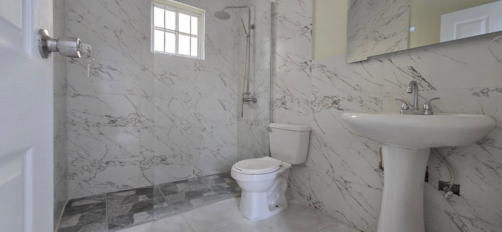 Ninth image of Grovesnor Terrace in Kingston 8, St. Andrew, Jamaica - property is For Rent