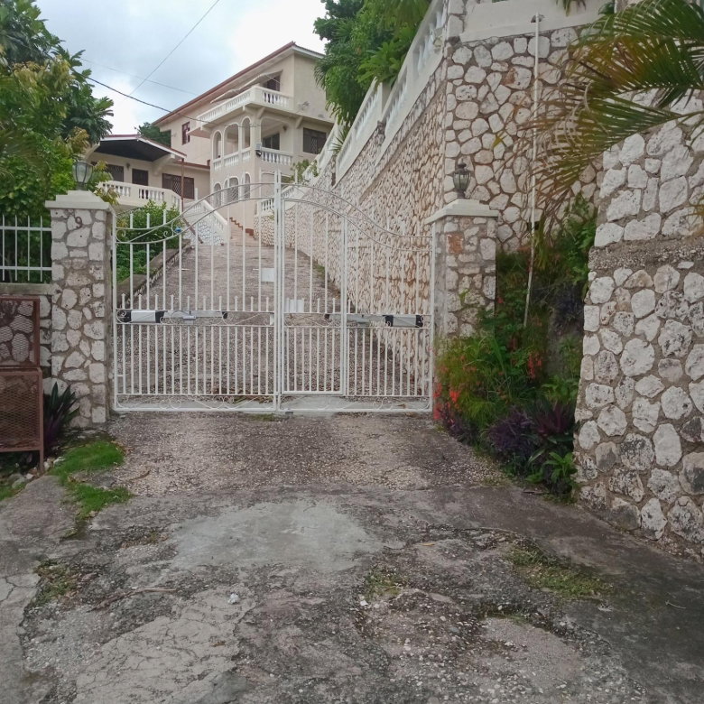First image of Tiara Close, Queen Hill in Kingston 19, St. Andrew, Jamaica - property is For Rent
