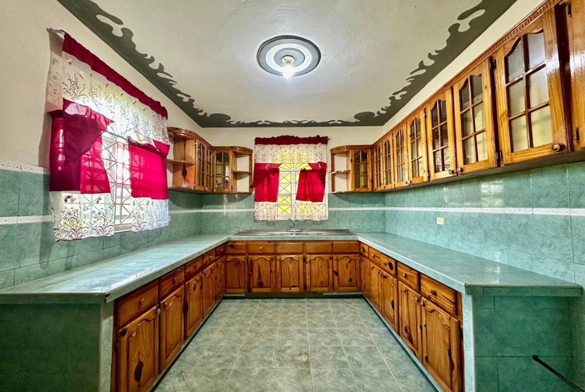 Fourth image of 1-2 Main Street, Runaway Bay in Runaway Bay, St. Ann, Jamaica - property is For Rent