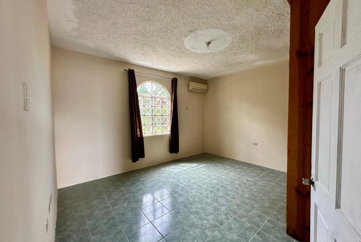 Sixth image of 1-2 Main Street, Runaway Bay in Runaway Bay, St. Ann, Jamaica - property is For Rent