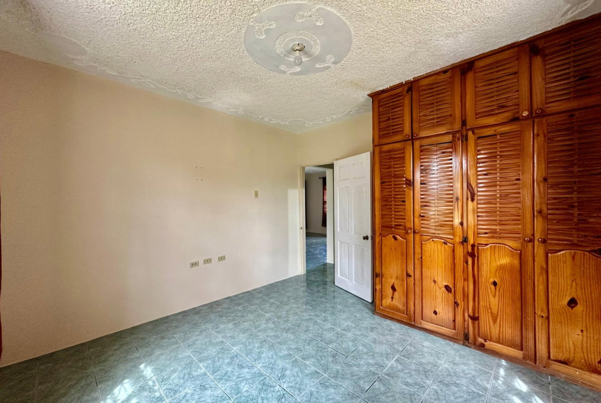 Seventh image of 1-2 Main Street, Runaway Bay in Runaway Bay, St. Ann, Jamaica - property is For Rent