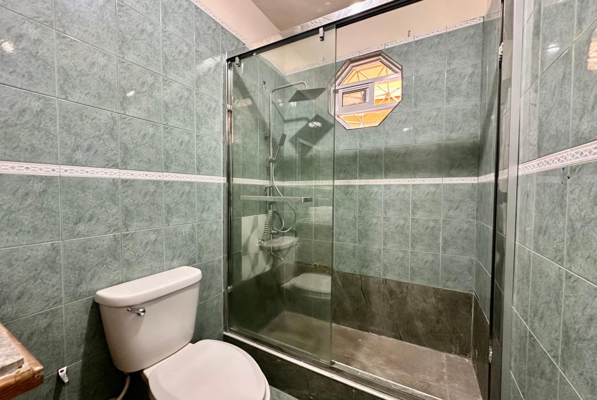 Tenth image of 1-2 Main Street, Runaway Bay in Runaway Bay, St. Ann, Jamaica - property is For Rent