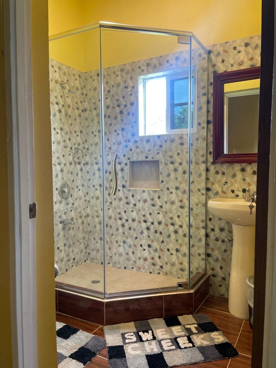 Spacious-2-Bedroom-Apartment-for-Rent-in-Seville-Meadows-3-St.-Catherine-Jamaica Eighth image of Lot 332- Seville Meadows 3 Spanish in SEVILLE MEADOWS 1, St. Catherine, Jamaica - property is For Rent