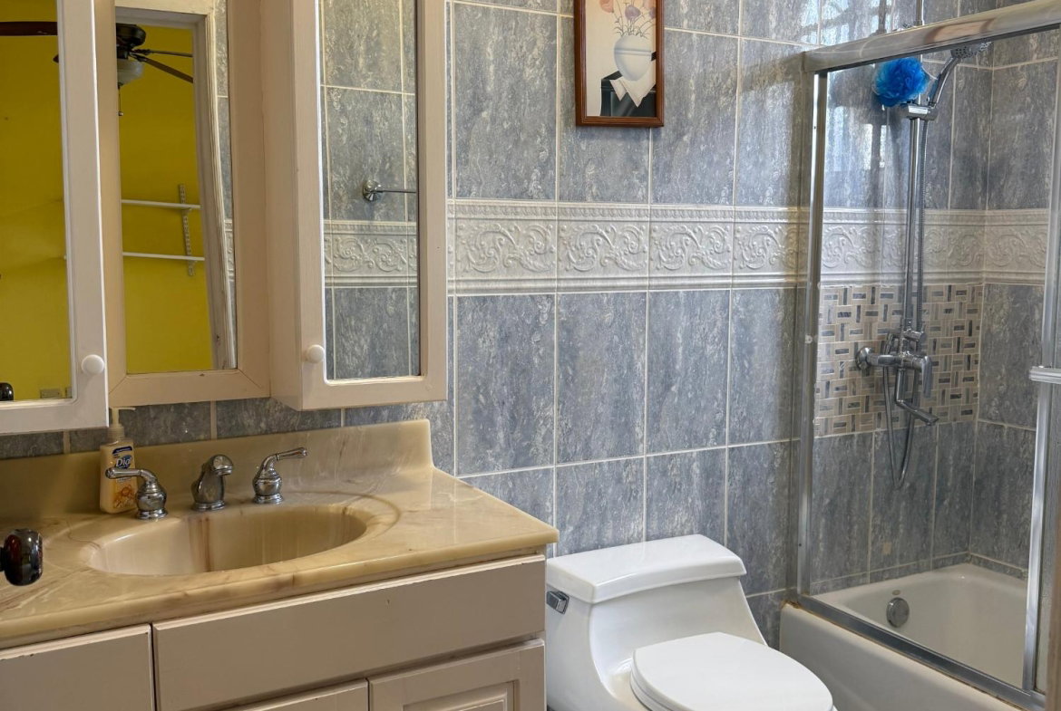 Seventeenth image of 7-9 Kingsway in Kingston 10, St. Andrew, Jamaica - property is For Sale