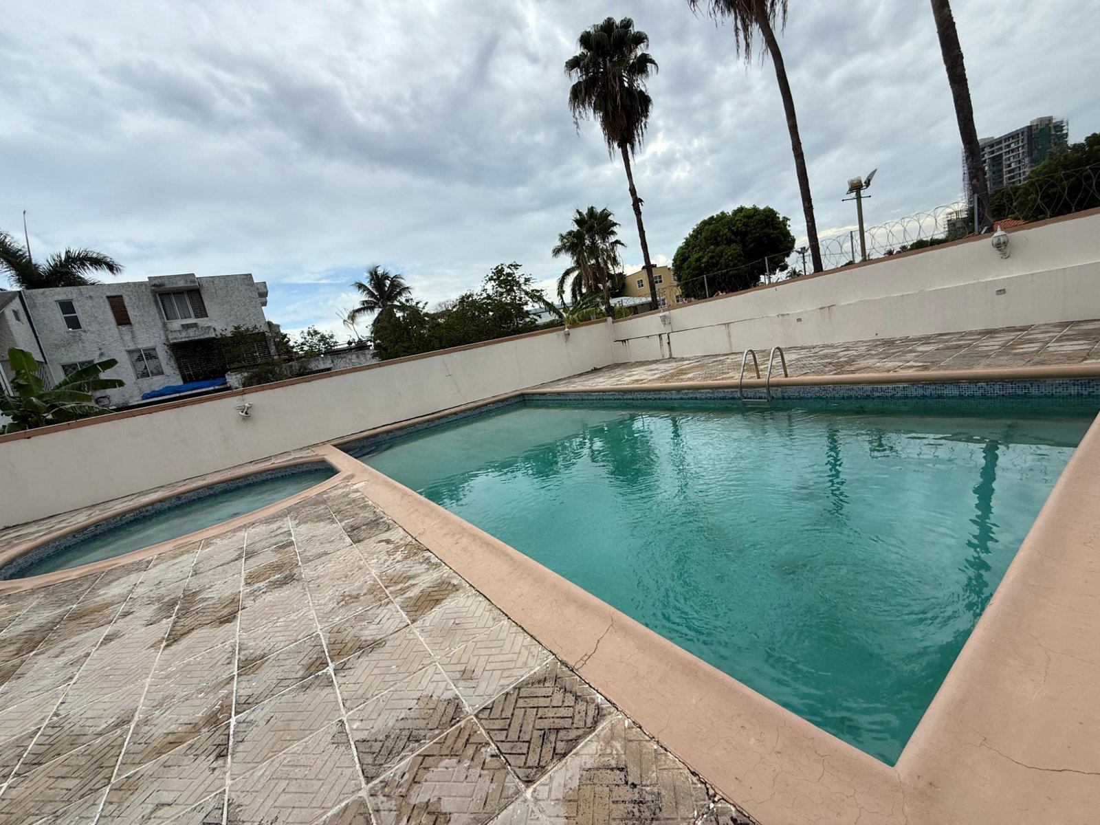 Spacious-2-Bedroom-Apartment-for-Sale-in-St.-Andrew-Jamaica-7-9-Kingsway Thirtieth image of 7-9 Kingsway in Kingston 10, St. Andrew, Jamaica - property is For Sale