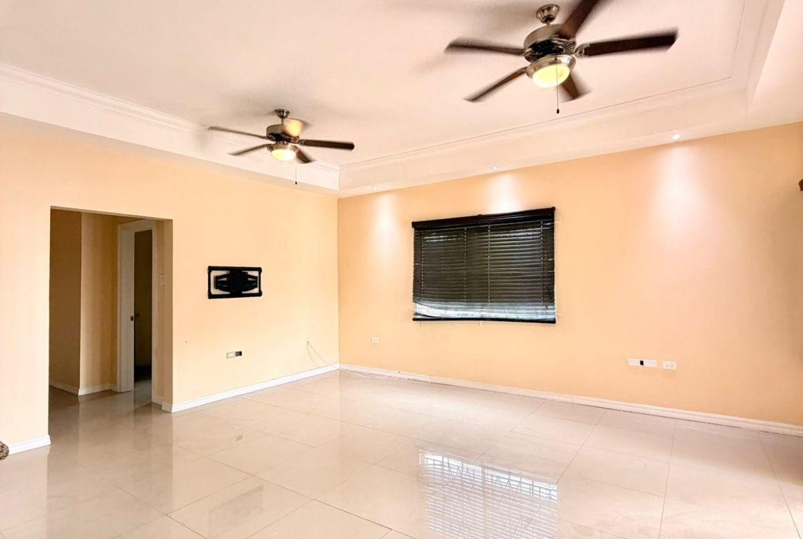 Ninth image of 229 Dolphin Close in Old Harbour, St. Catherine, Jamaica - property is For Rent