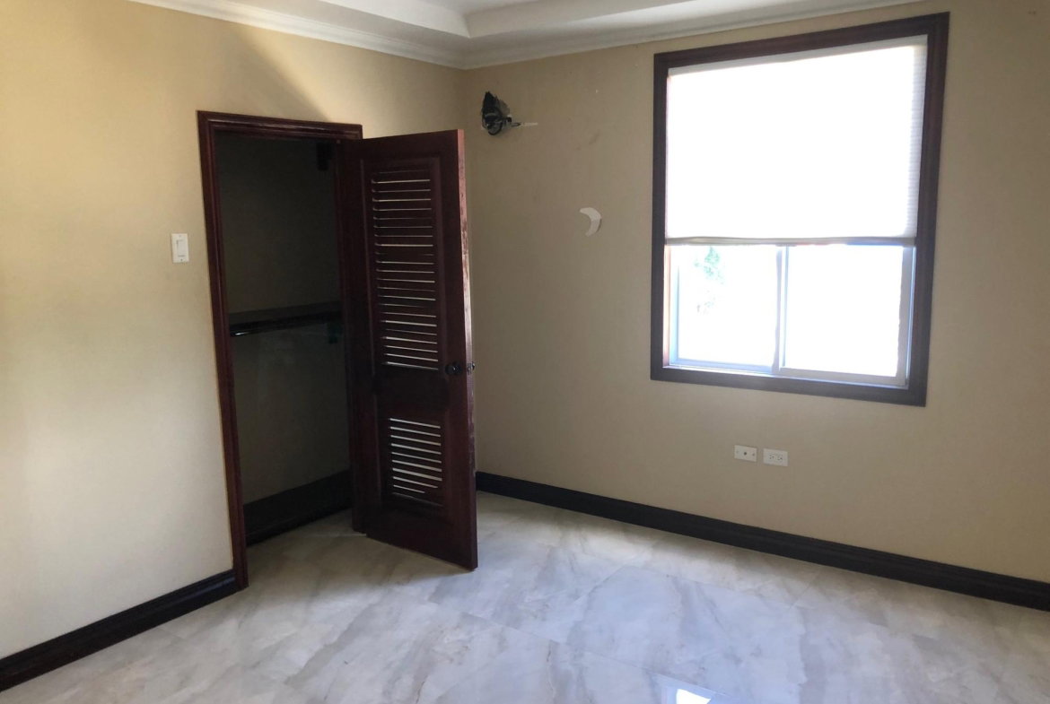Tenth image of 22-4 Upper Musgrave Avenue in Kingston 5, St. Andrew, Jamaica - property is For Rent