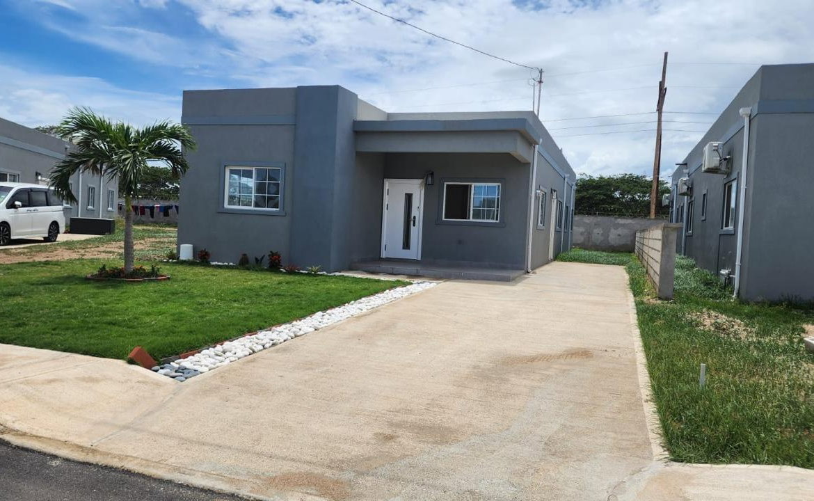 Fourth image of A24 Cambridge Circle, Portrid in Greater Portmore, St. Catherine, Jamaica - property is For Rent