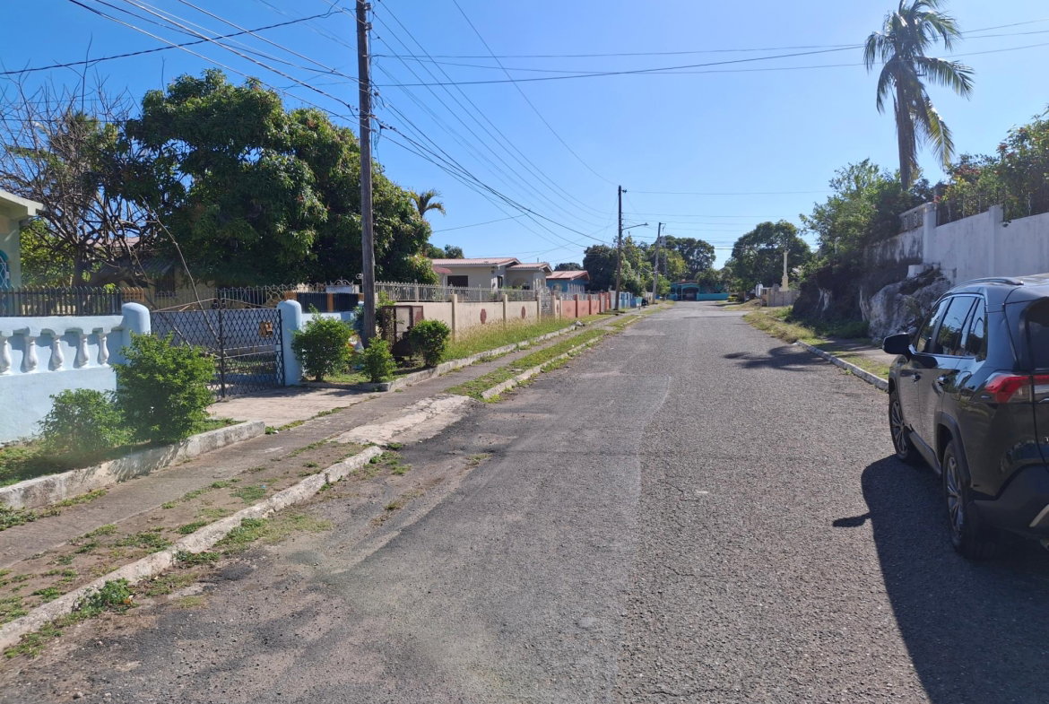 Second image of 680 Iron Circle in Mineral Heights, Clarendon, Jamaica - property is For Sale