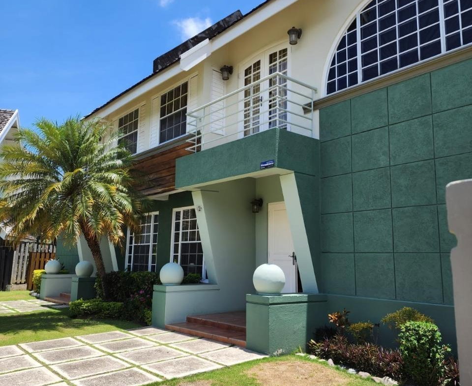 Third image of 12-4 Clieveden Avenue in Kingston 6, St. Andrew, Jamaica - property is For Rent