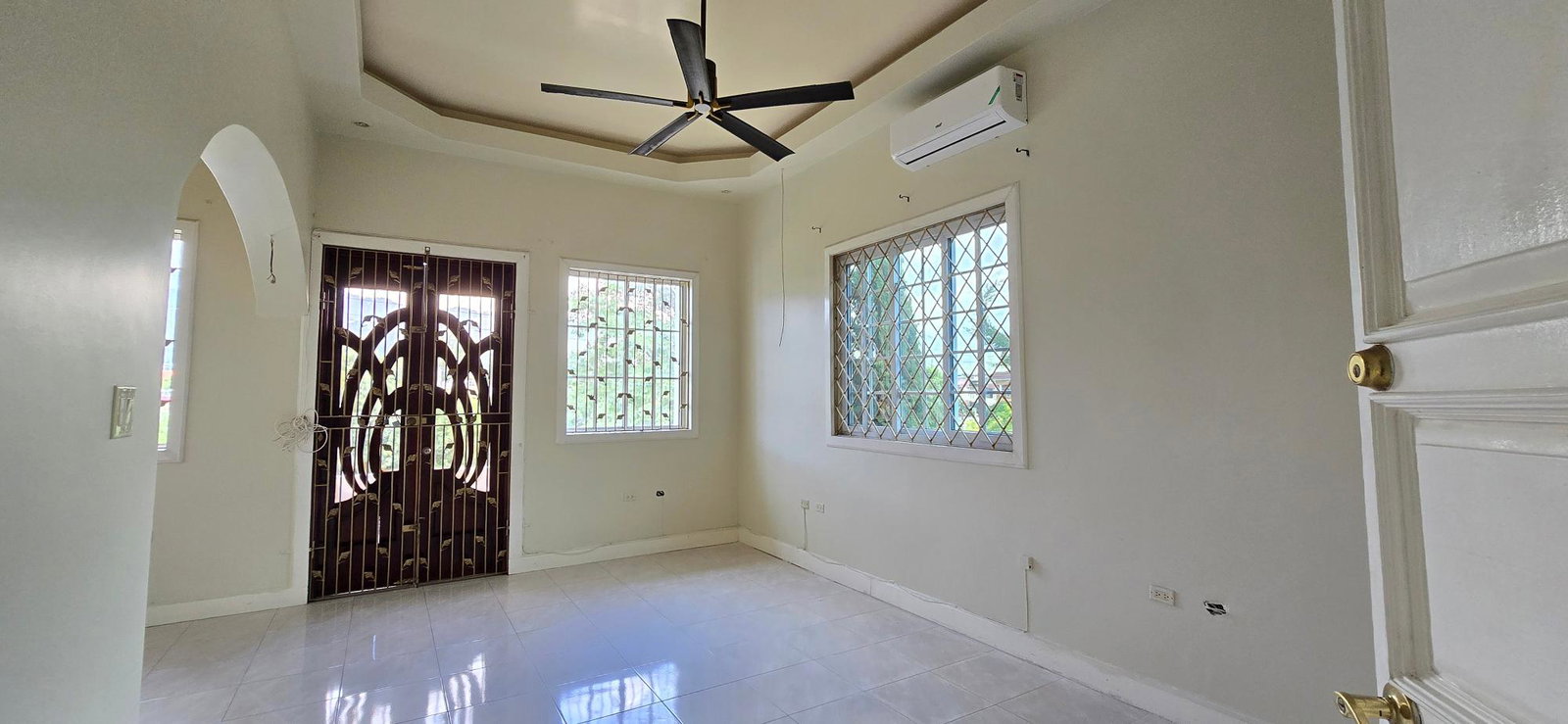 Seventh image of 145 Pines Boulevard, Kingston in Kingston 6, St. Andrew, Jamaica - property is For Rent